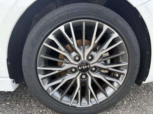 Used 2023 Kia Forte GT-Line w/ GT-Line Premium Package image 15