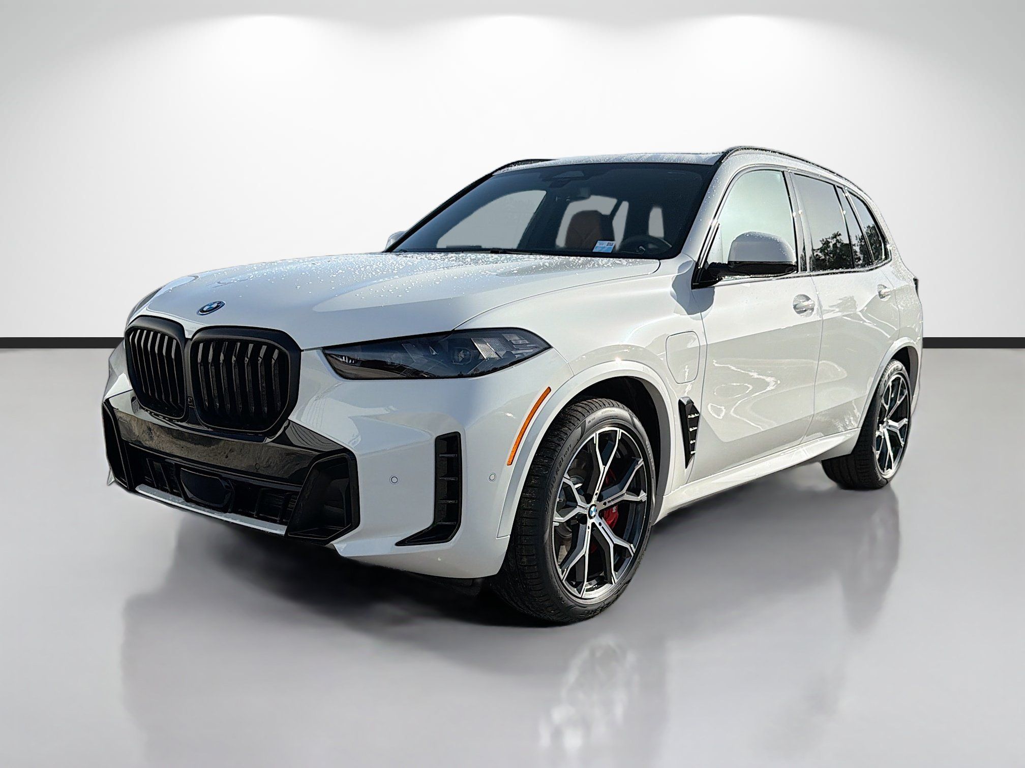 New 2026 BMW X5 xDrive50e w/ M Sport Package AWD/4WD image 7