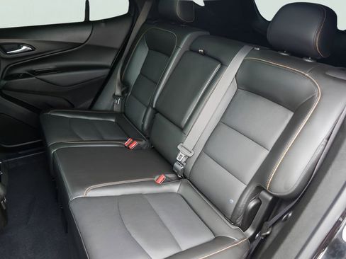 Used 2021 Chevrolet Equinox LT FWD image 26