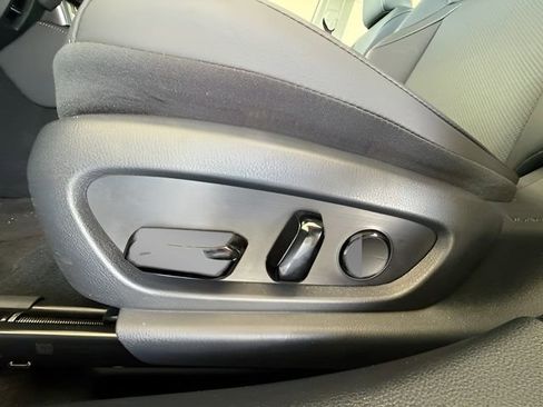 Used 2024 Lexus ES 350 w/ Premium Package image 20