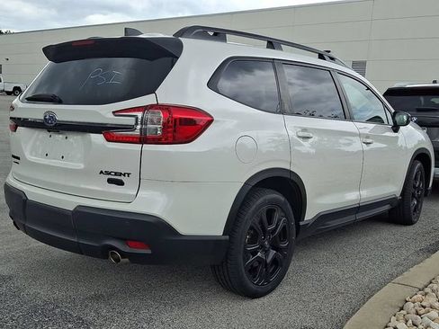 Used 2023 Subaru Ascent Onyx Edition AWD/4WD image 5