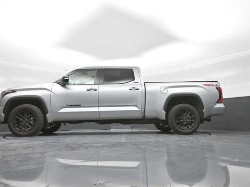 Used 2025 Toyota Tundra Limited w/ TRD Off-Road Package AWD/4WD image 34