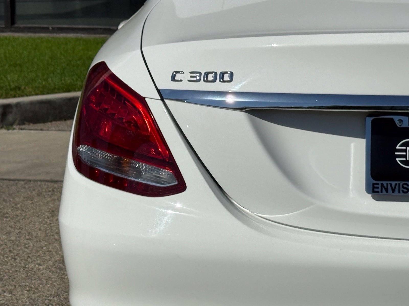 Used 2015 Mercedes-Benz C 300 4MATIC Sedan image 11
