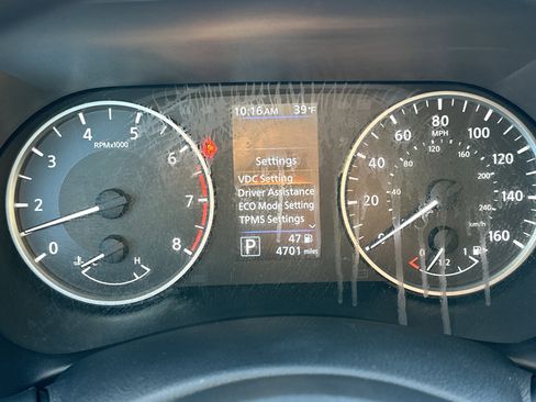 Used 2025 Nissan Sentra S image 26