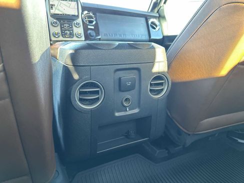 Used 2016 Ford F350 Platinum w/ Platinum Package image 22