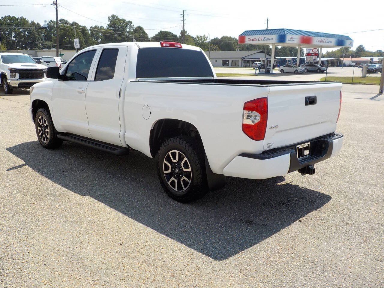 Used 2019 Toyota Tundra SR AWD/4WD image 3
