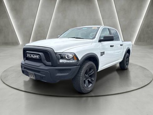 Used 2024 RAM 1500 Warlock AWD/4WD image 3