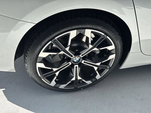 Certified 2025 BMW 330i Sedan w/ Convenience Package image 34