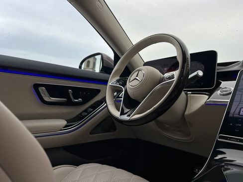 Used 2026 Mercedes-Benz S 580 4MATIC Sedan image 10