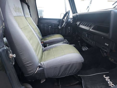 Used 1987 Jeep Wrangler Laredo AWD/4WD image 9