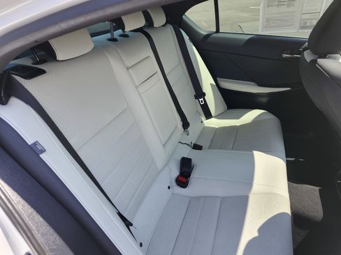 Used 2021 Lexus IS 350 F Sport RWD image 24