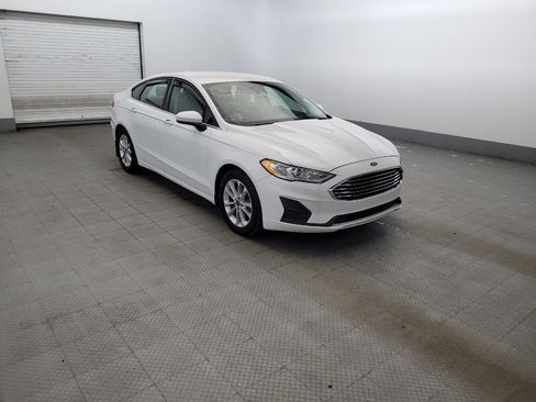 Used 2019 Ford Fusion SE FWD image 13