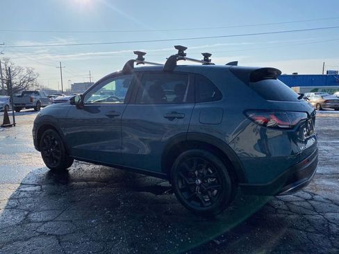Used 2023 Honda HR-V Sport image 6
