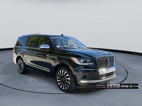Used 2024 Lincoln Navigator Black Label image 7