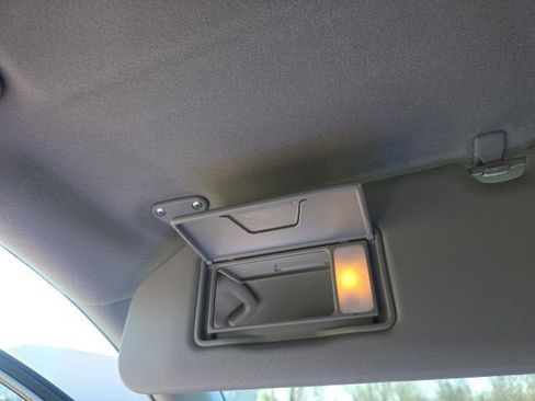 Used 2024 Mitsubishi Outlander Sport AWD image 21