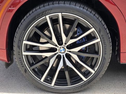 Used 2023 BMW X6 xDrive40i w/ M Sport Package AWD/4WD image 11