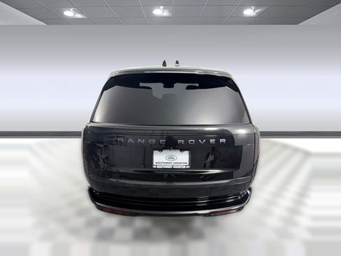 Used 2025 Land Rover Range Rover SE AWD/4WD image 10