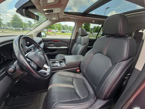 Used 2024 Honda Pilot Touring image 17
