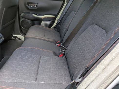 Used 2025 Honda HR-V Sport image 13