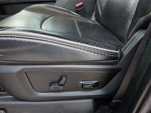 Used 2022 RAM 3500 Laramie w/ Night Edition image 24