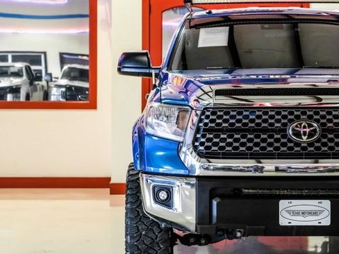 Used 2018 Toyota Tundra SR5 image 45