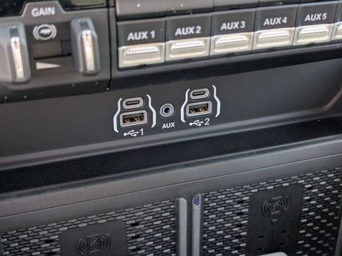 New 2026 RAM 3500 Laramie AWD/4WD image 19