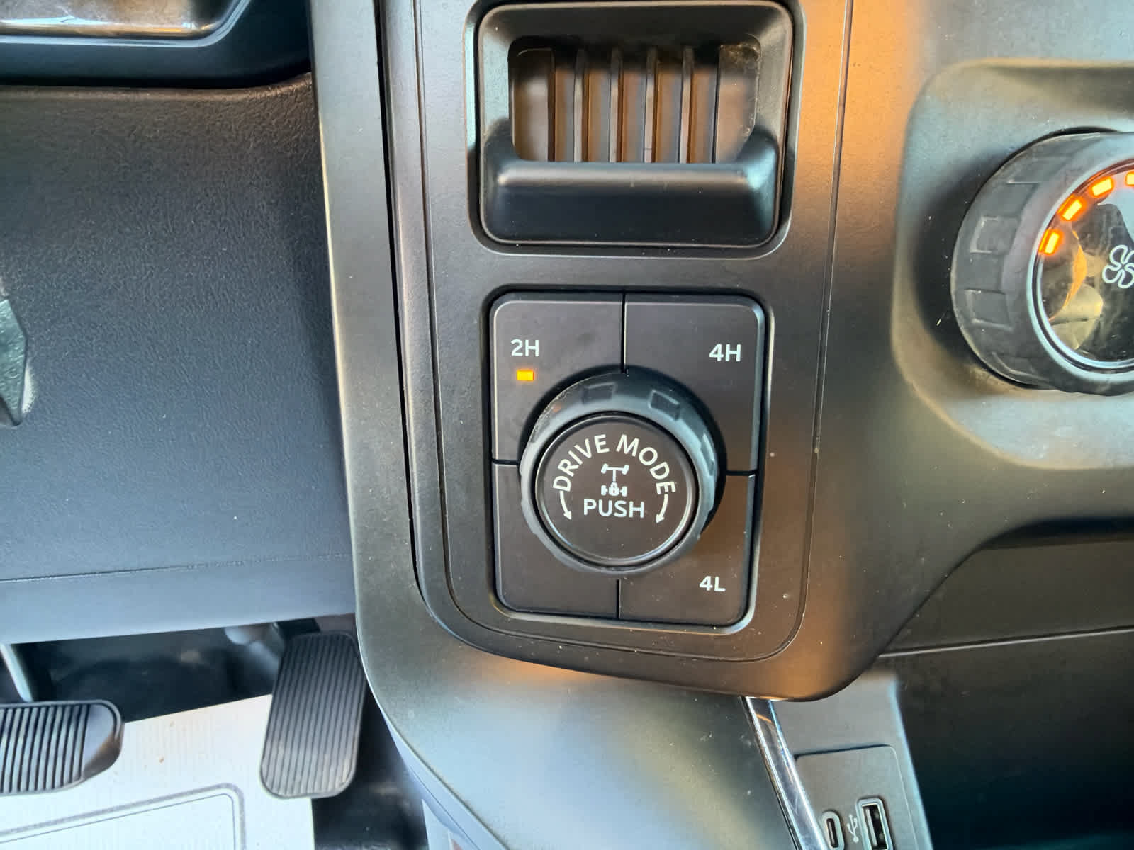 Used 2021 Ford F150 XL w/ Equipment Group 101A High AWD/4WD image 19