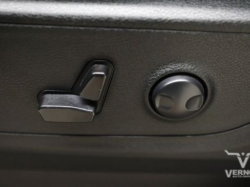 Used 2023 RAM 1500 Big Horn AWD/4WD image 14