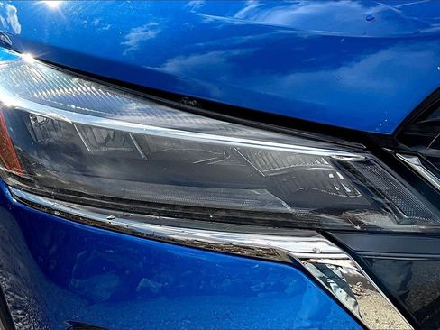 Used 2023 Nissan Kicks SR w/ SR Premium Package image 25