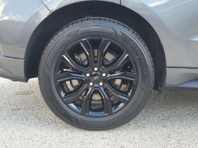 Used 2024 Ford Edge SE w/ Black Appearance Package AWD/4WD image 8