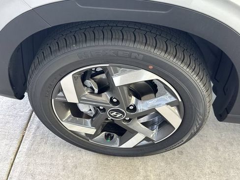 New 2026 Hyundai Venue SEL FWD image 13