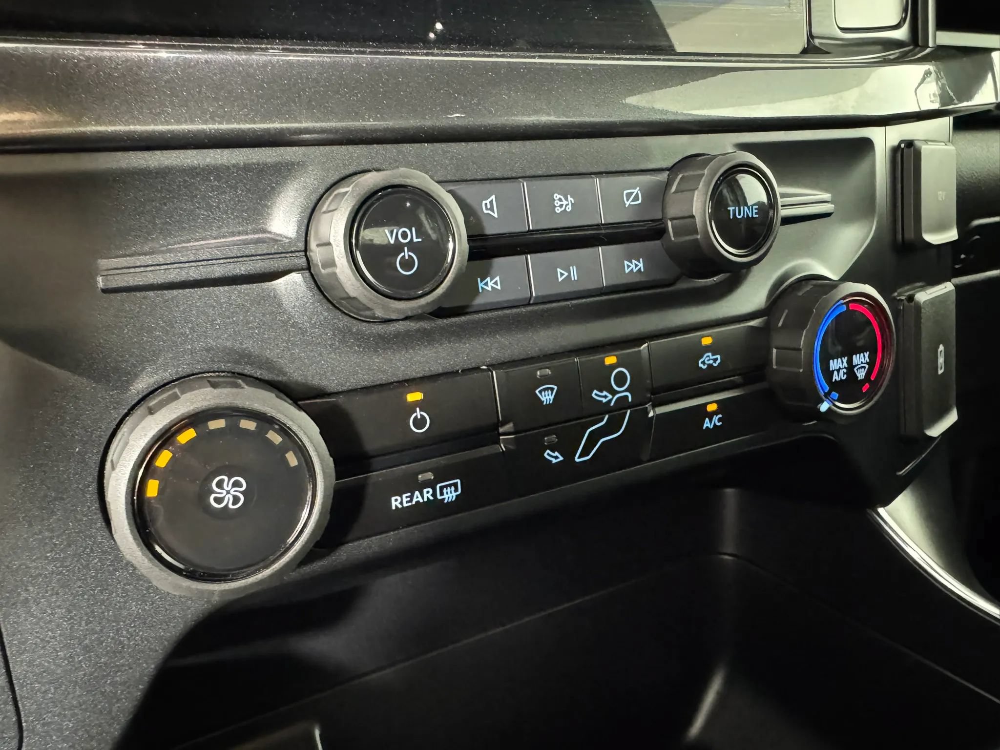 Used 2024 Ford F150 STX AWD/4WD image 20