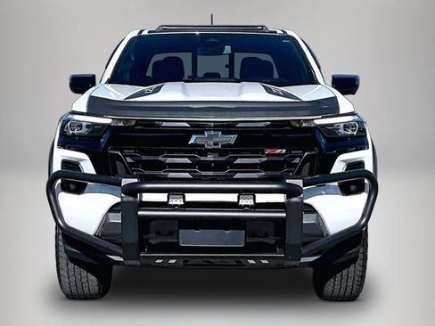 Used 2024 Chevrolet Colorado Z71 w/ Z71 Convenience Package 2 image 3