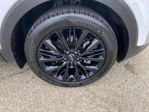 Used 2022 Kia Telluride SX w/ SX Prestige Package image 34