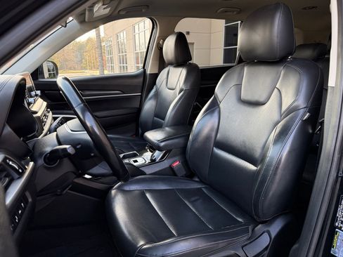 Used 2020 Kia Telluride LX image 35