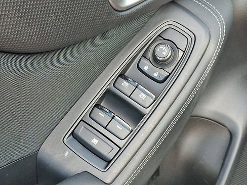 Certified 2023 Subaru Forester Premium AWD/4WD image 14