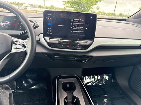 Certified 2023 Volkswagen ID.4 Pro S AWD/4WD image 37