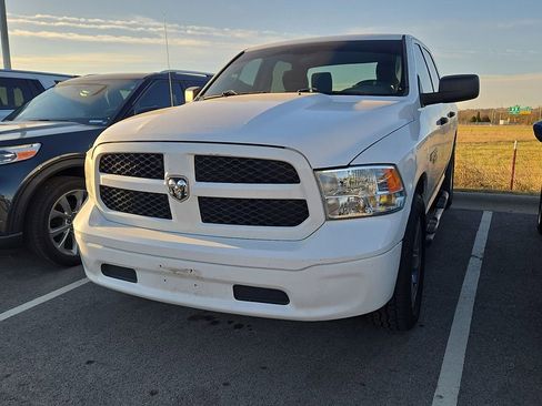 Used 2015 RAM 1500 Tradesman image 1