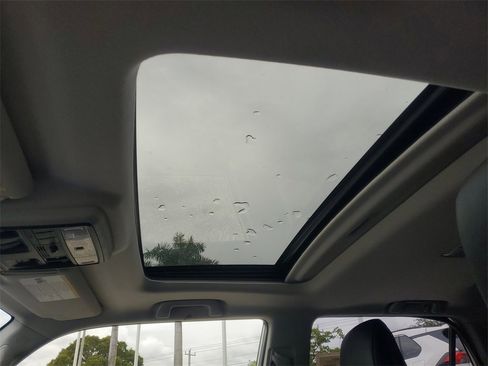 Used 2019 Toyota 4Runner Limited image 17