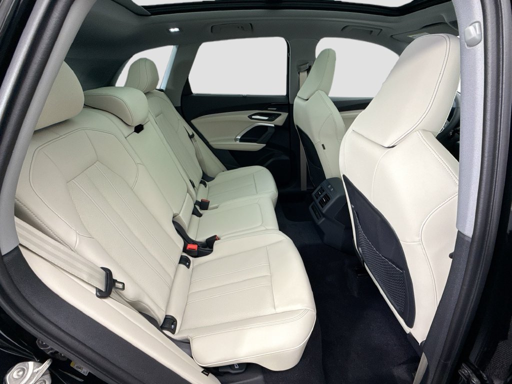 Used 2025 Audi Q5 Premium Plus AWD/4WD image 23