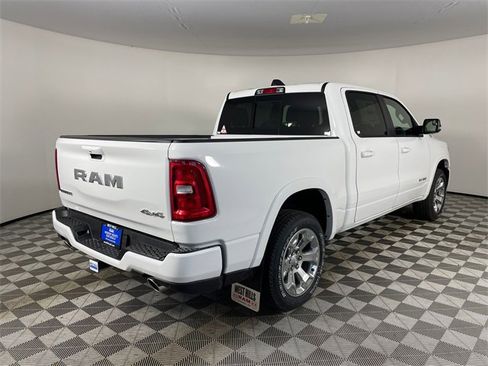 New 2026 RAM 1500 4x4 Crew Cab image 6
