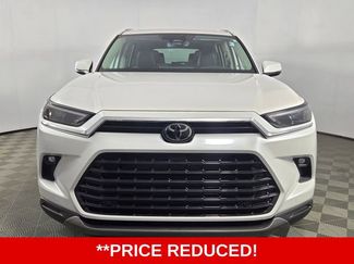 Used 2024 Toyota Grand Highlander Limited video 2