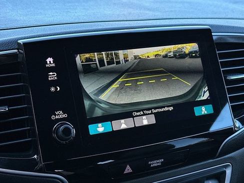 Certified 2022 Honda Pilot TrailSport image 23