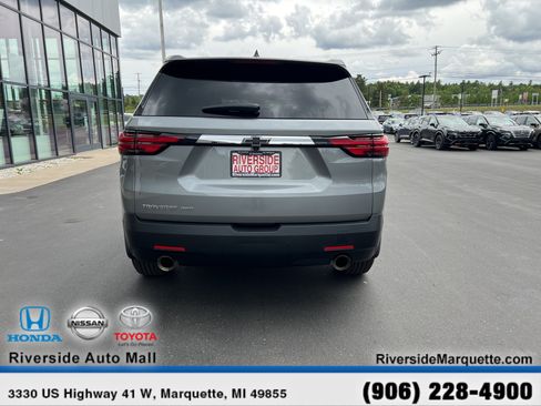 Used 2023 Chevrolet Traverse LS AWD/4WD image 7