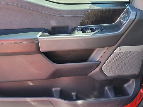 Used 2022 Ford F150 Lariat w/ Equipment Group 502A High image 28