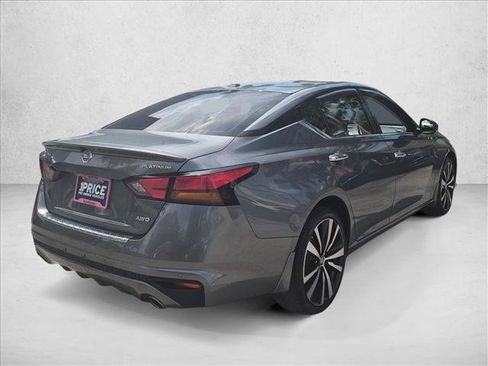Used 2019 Nissan Altima 2.5 Platinum AWD/4WD image 5