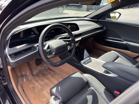Used 2025 Lucid Air Touring AWD/4WD image 21