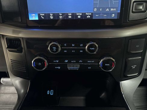 Used 2022 Ford F150 Lightning XLT AWD/4WD image 21