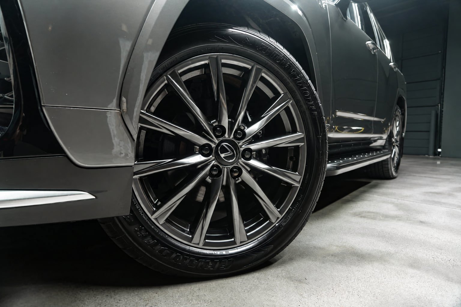 Used 2024 Lexus LX 600 F Sport AWD/4WD image 19