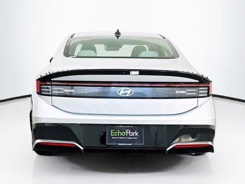 Used 2025 Hyundai Sonata SEL image 7